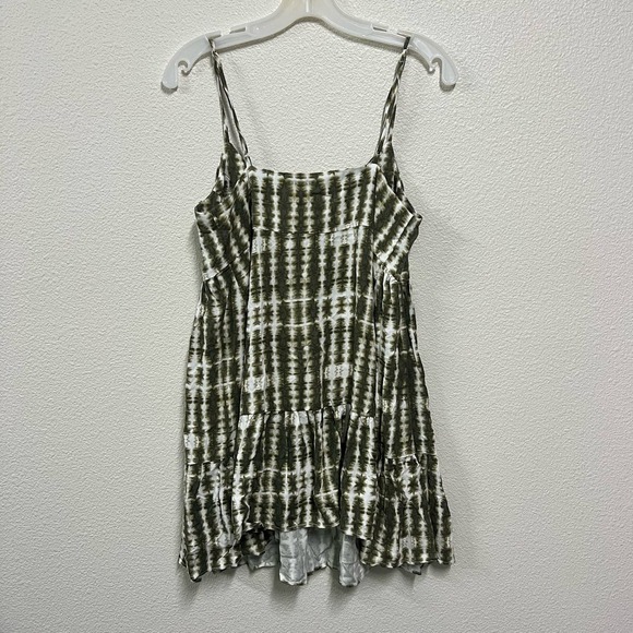 NWT Urban Outfitters Green Cream Tie Dye Mini Sundress V Neck Size Small - Picture 2 of 4